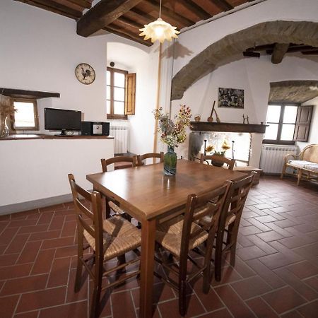 Апартаменты Casa Selvolini - Volpaia Рада ин Шанти Экстерьер фото