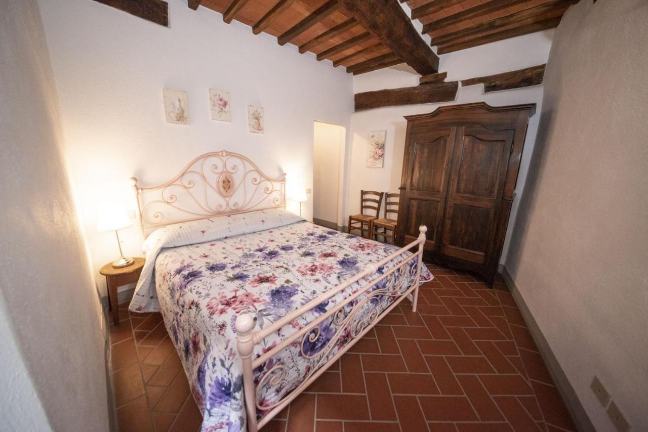 Апартаменты Casa Selvolini - Volpaia Рада ин Шанти Экстерьер фото